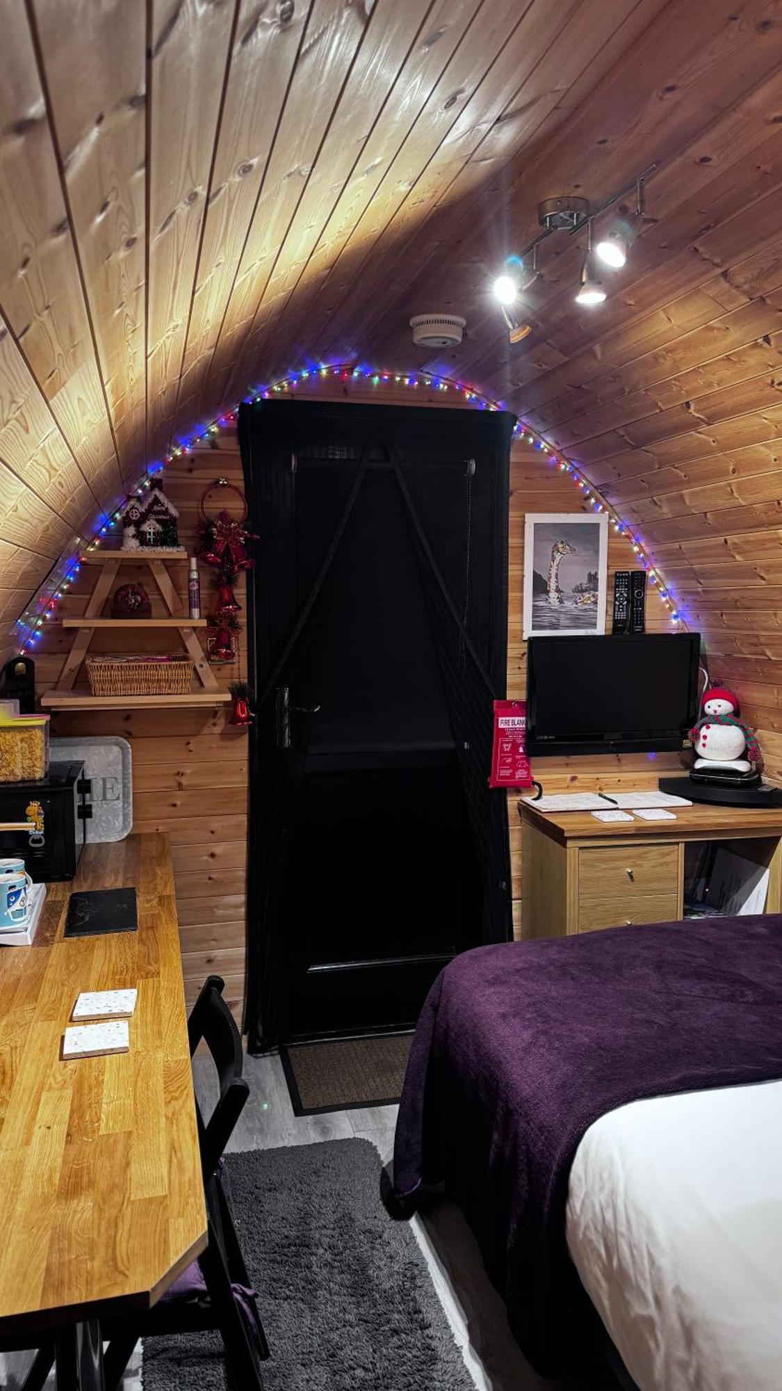 Heatherbrae Cosy Wooden Pod Кайл-оф-Лохалш Екстер'єр фото